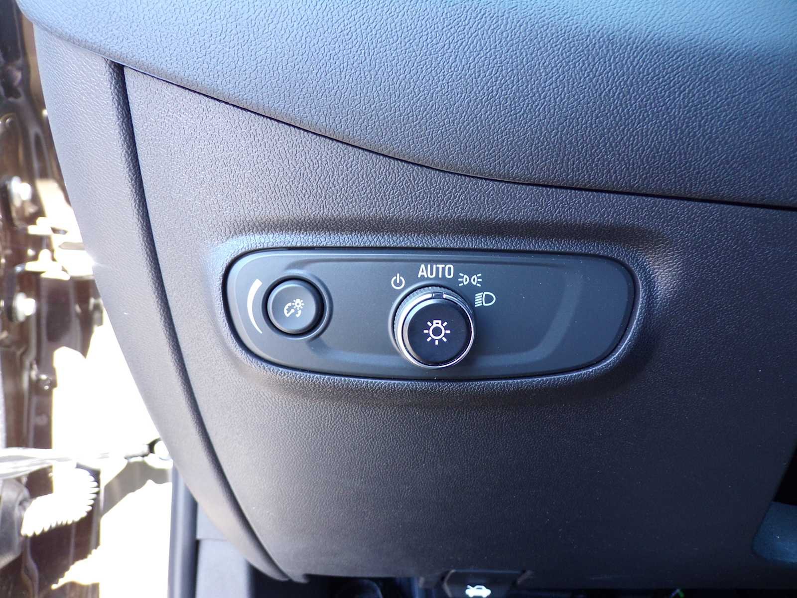 2024 Chevrolet Equinox LT - Photo 15