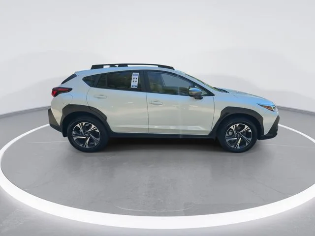 Used 2024  Subaru premium image 9