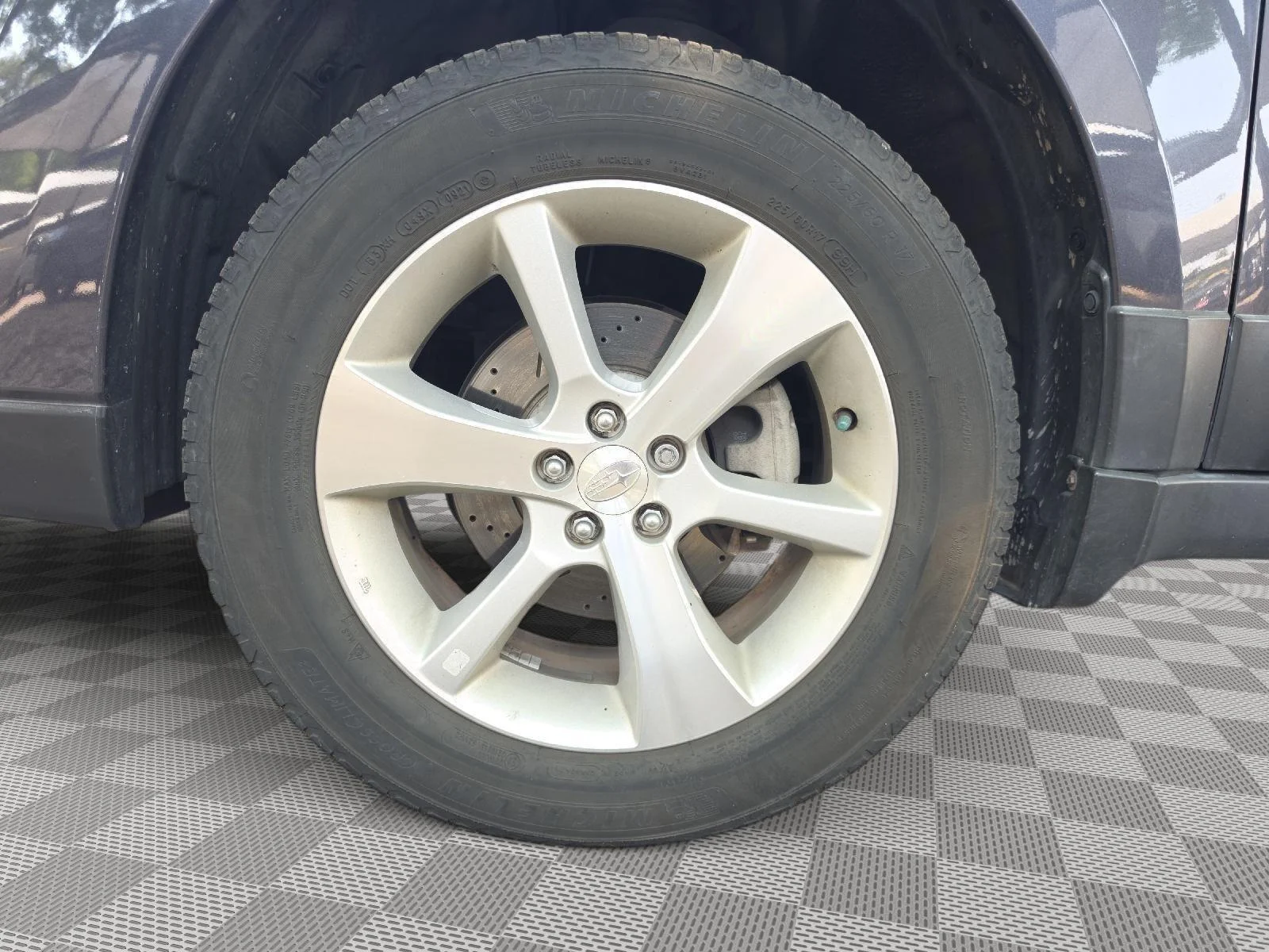 Used 2013 Graphite Gray Metallic Subaru 2.5i Limited image 22