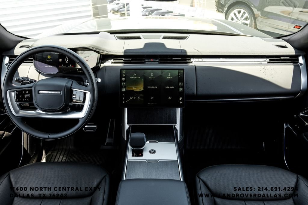 New 2026 Carpathian Gray Land Rover SE image 12