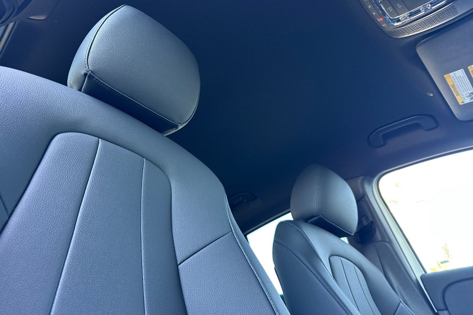 New 2026 Polar White Mercedes-Benz GLA 250 image 31