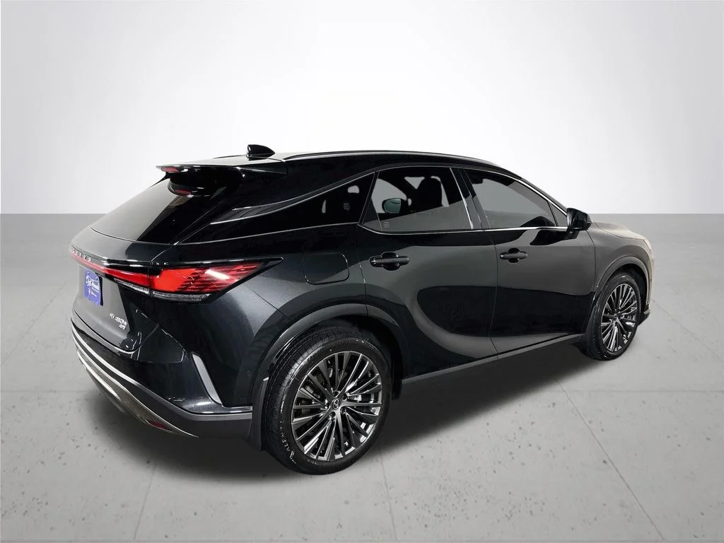 Used 2025 Black Lexus 450h+ Luxury image 6