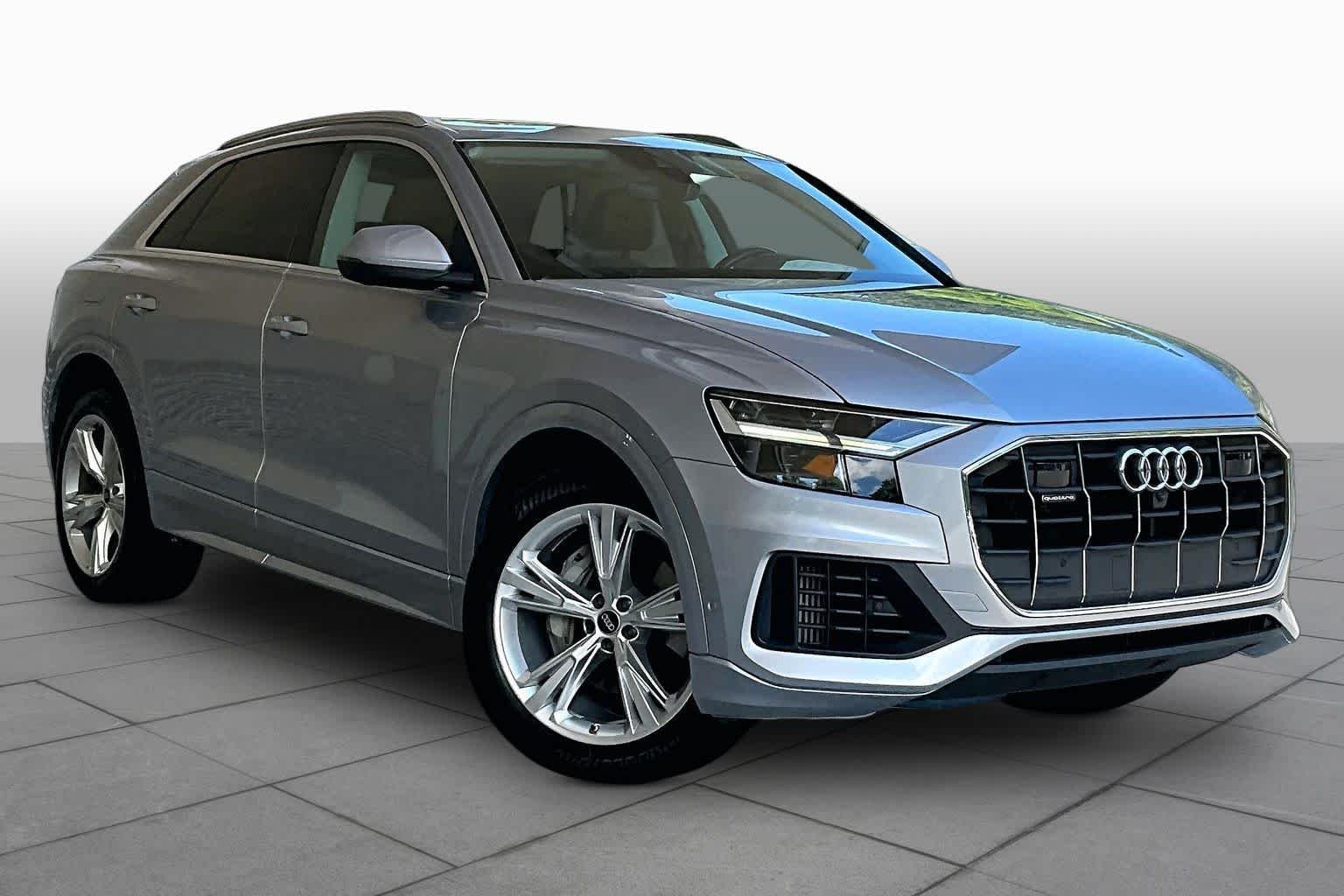 Used 2022 Florett Silver Metallic Audi Premium Plus image 3