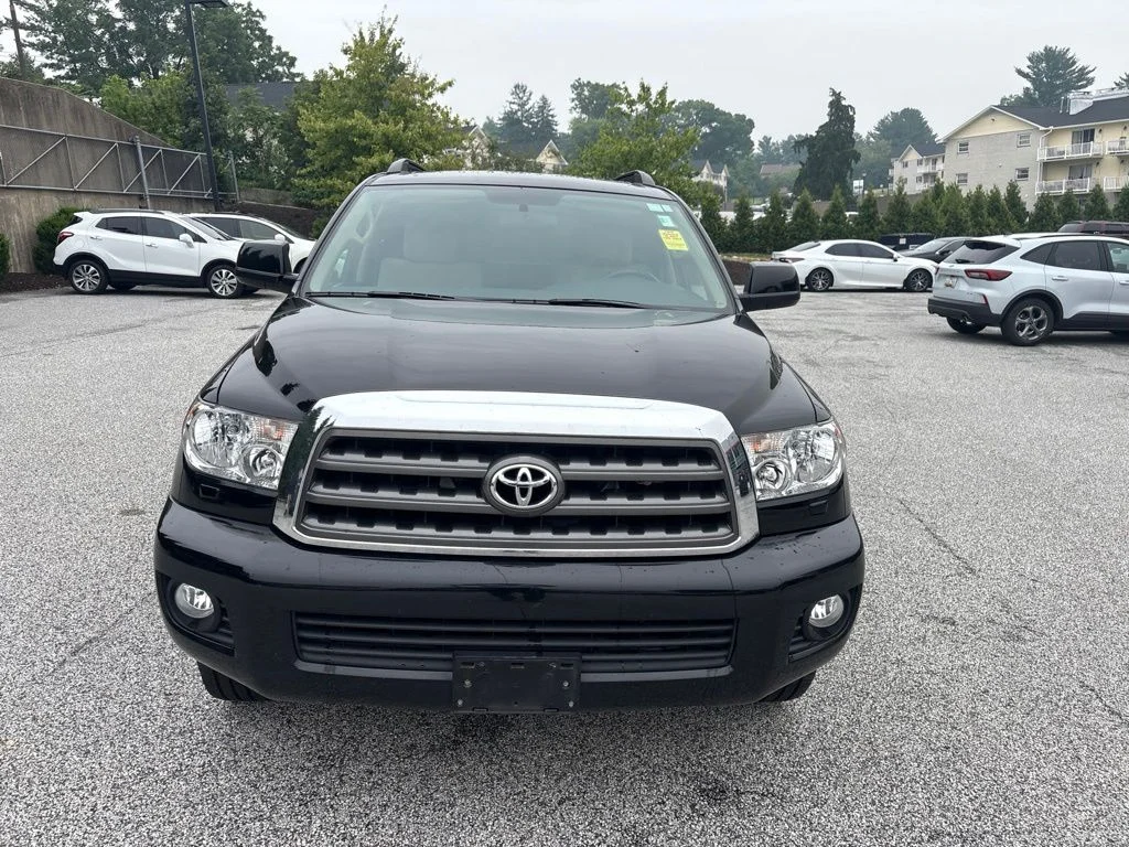 Used 2015 Black Toyota SR5 image 3