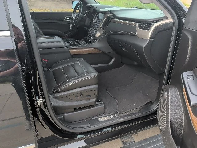 Used 2019 Black GMC Denali image 12