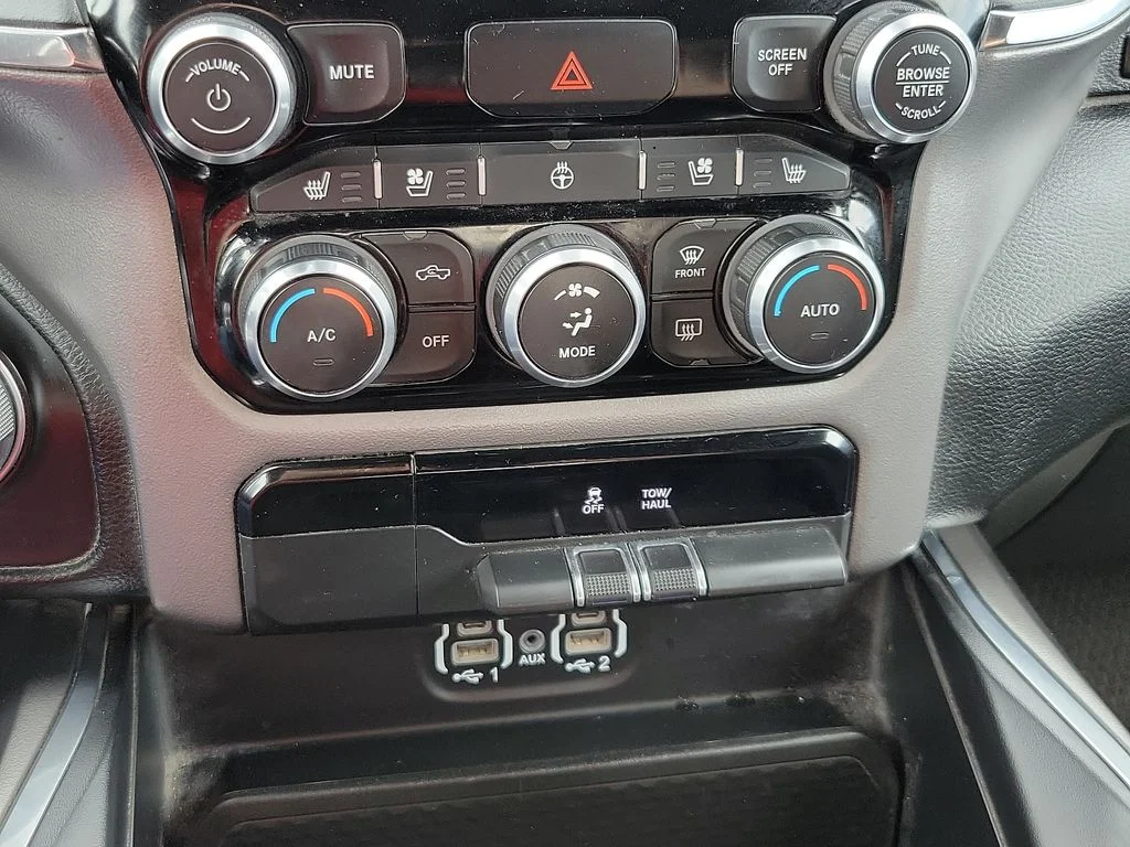 2024 RAM Ram 1500 Pickup Laramie - Photo 16