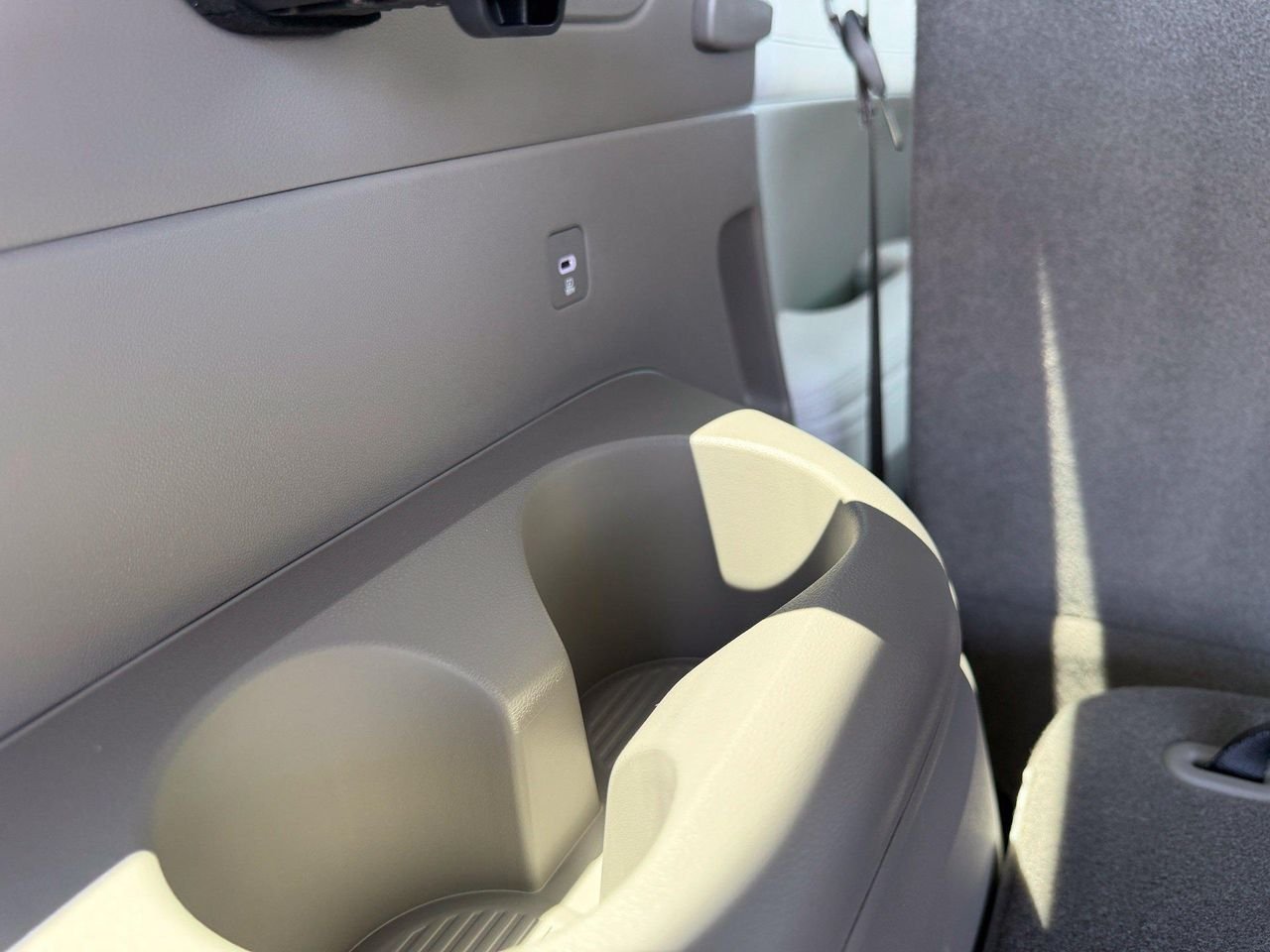 New 2026 White Hyundai SEL Premium image 47