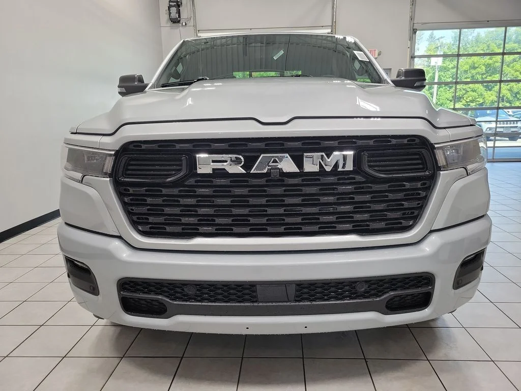 New 2026 Silver Zynith Exterior Paint RAM Big Horn/Lone Star image 2