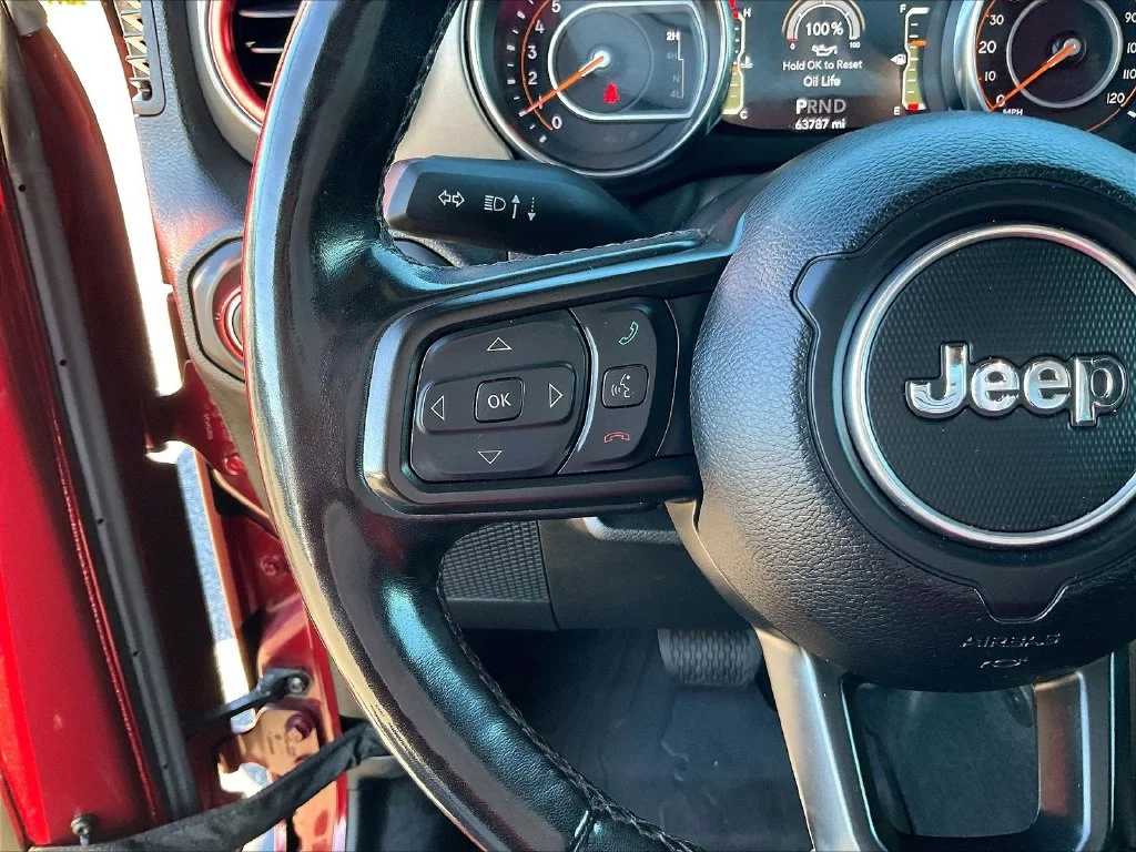 Used 2022 Snazzberry Pearlcoat Jeep Sport S image 12