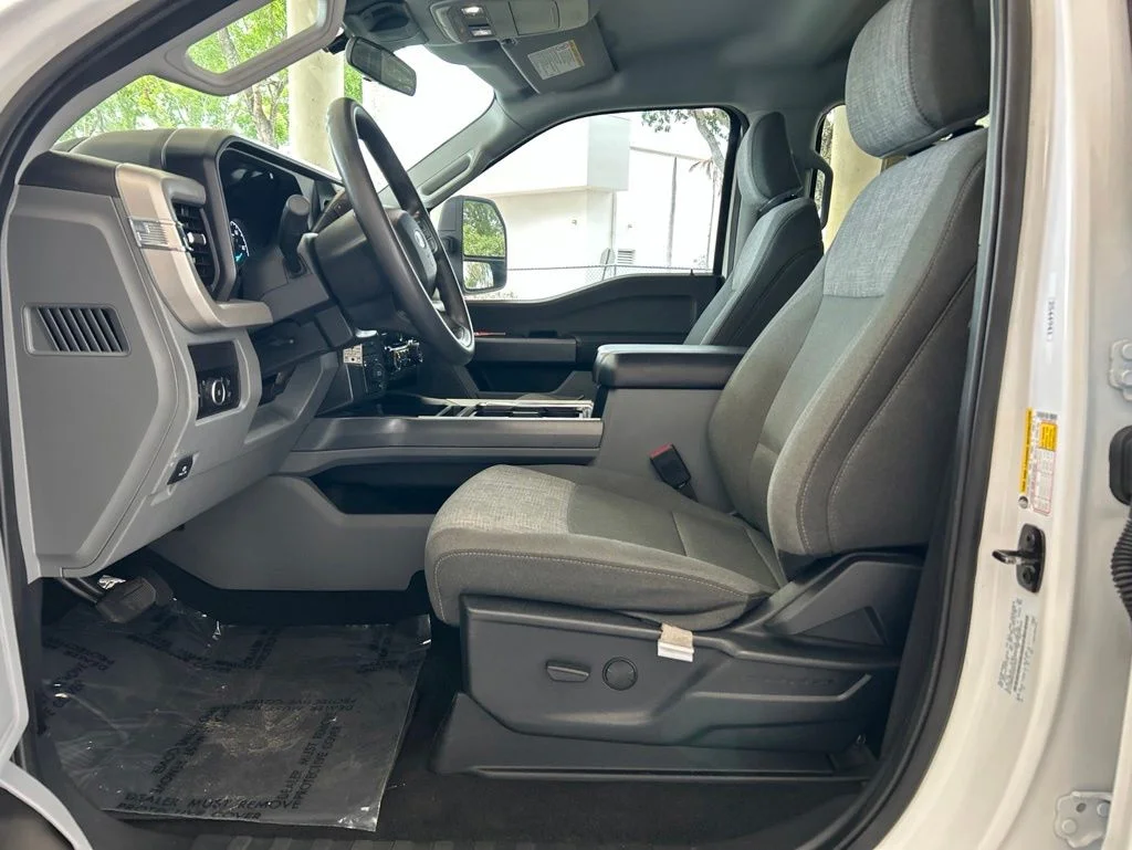 Used 2025 White Ford XLT image 6