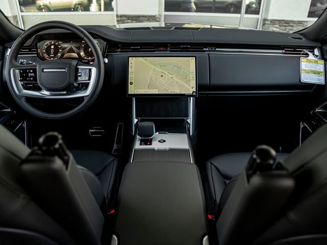 New 2026 Santorini Black Land Rover SE image 18