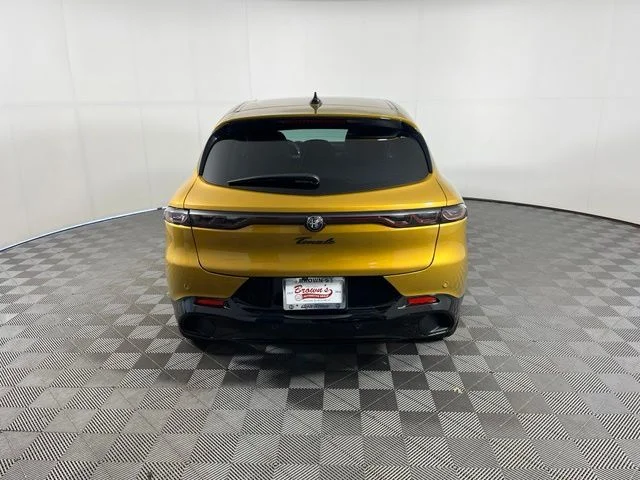 Used 2026 Yellow Alfa Romeo Base image 6