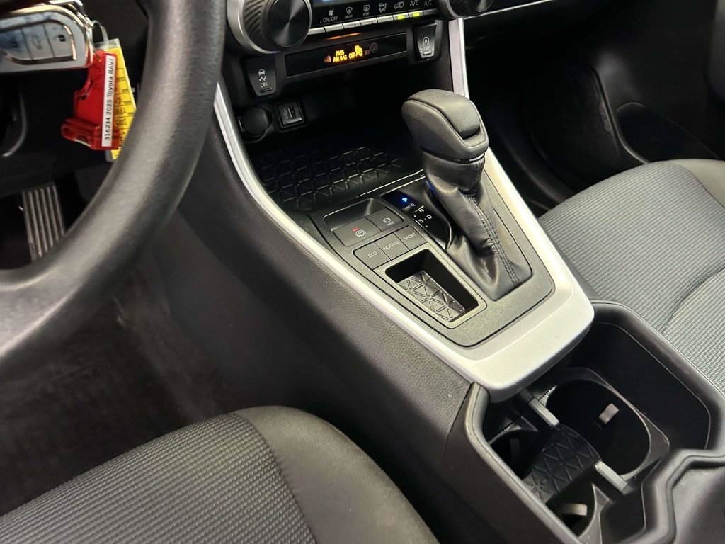 Certified Used 2025 Silver Toyota LE image 19