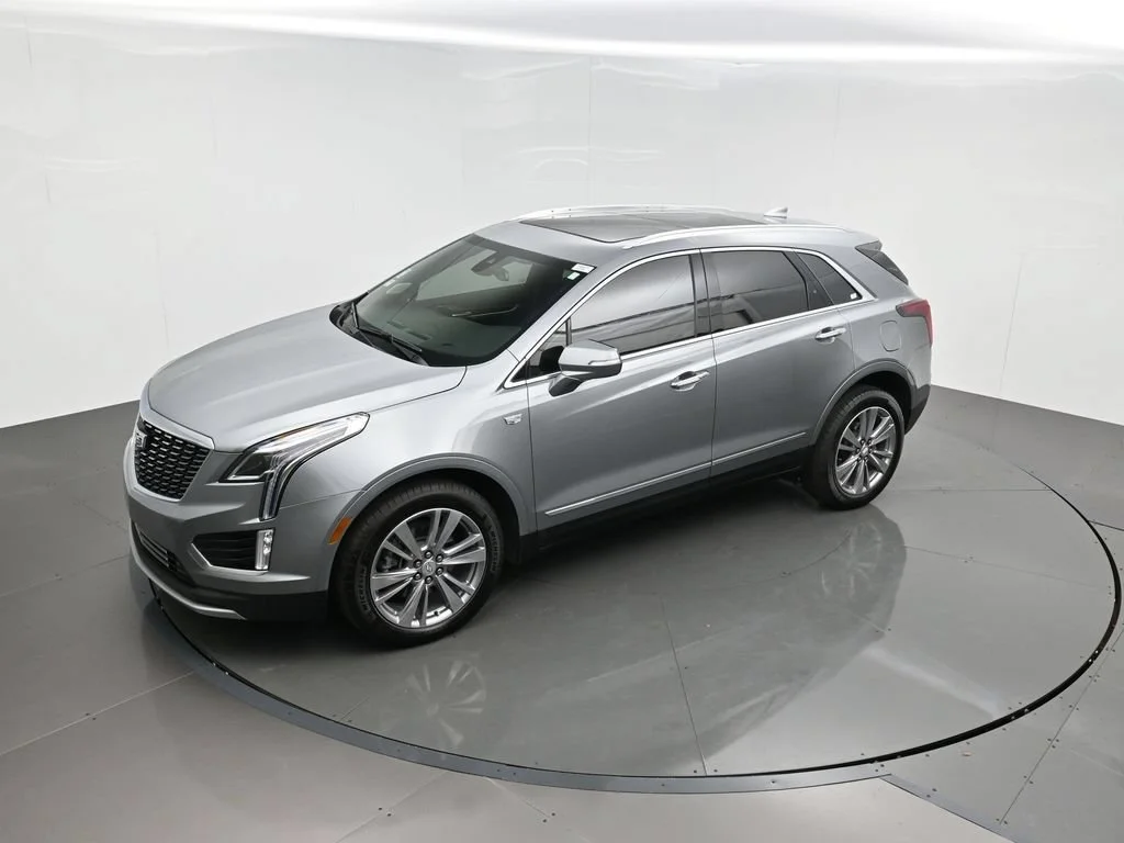 Used 2024 Argent Silver Metallic Cadillac Premium Luxury image 37
