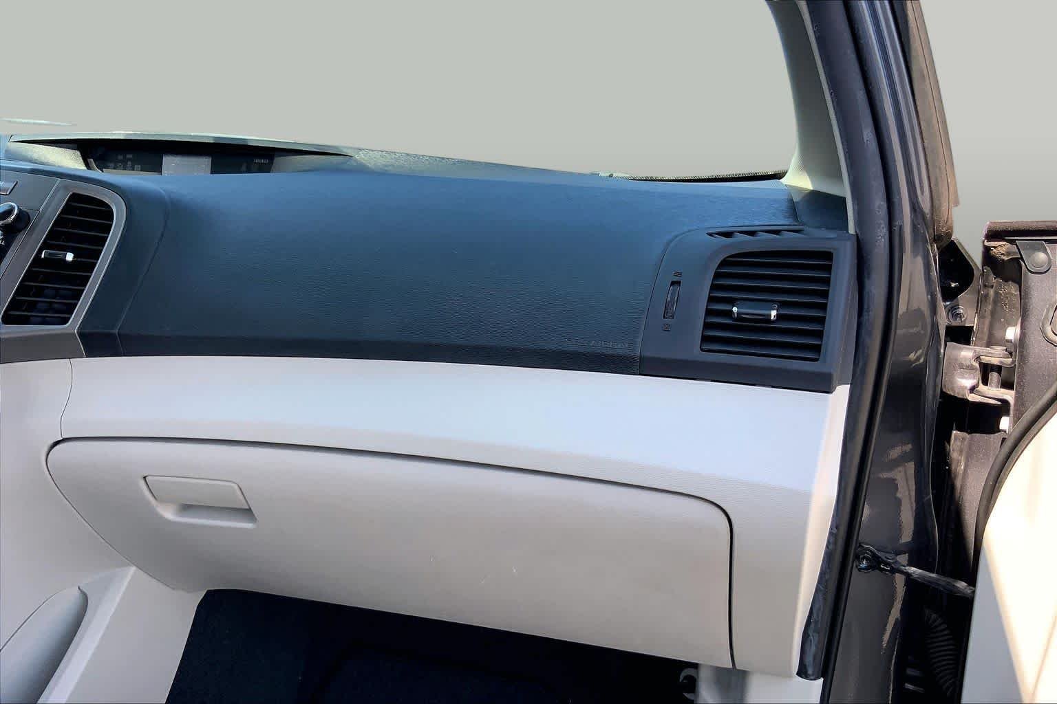 Used 2013 Magnetic Gray Metallic Toyota LE image 18