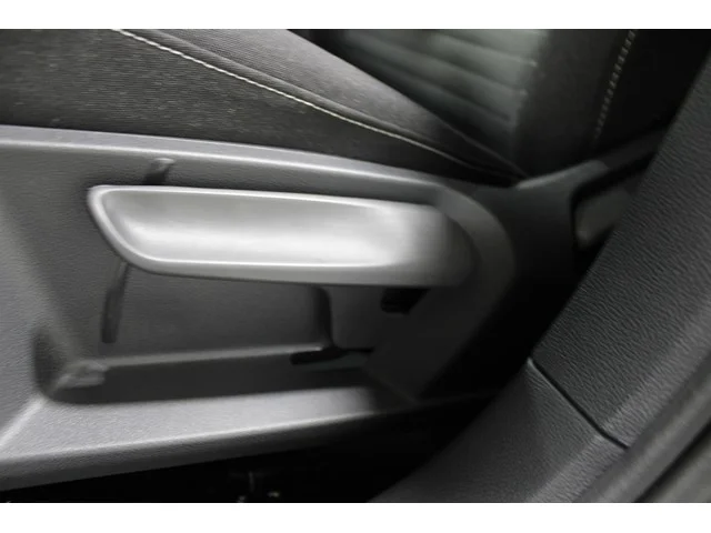New 2026 Deep Black Pearl Volkswagen 1.5T S image 4