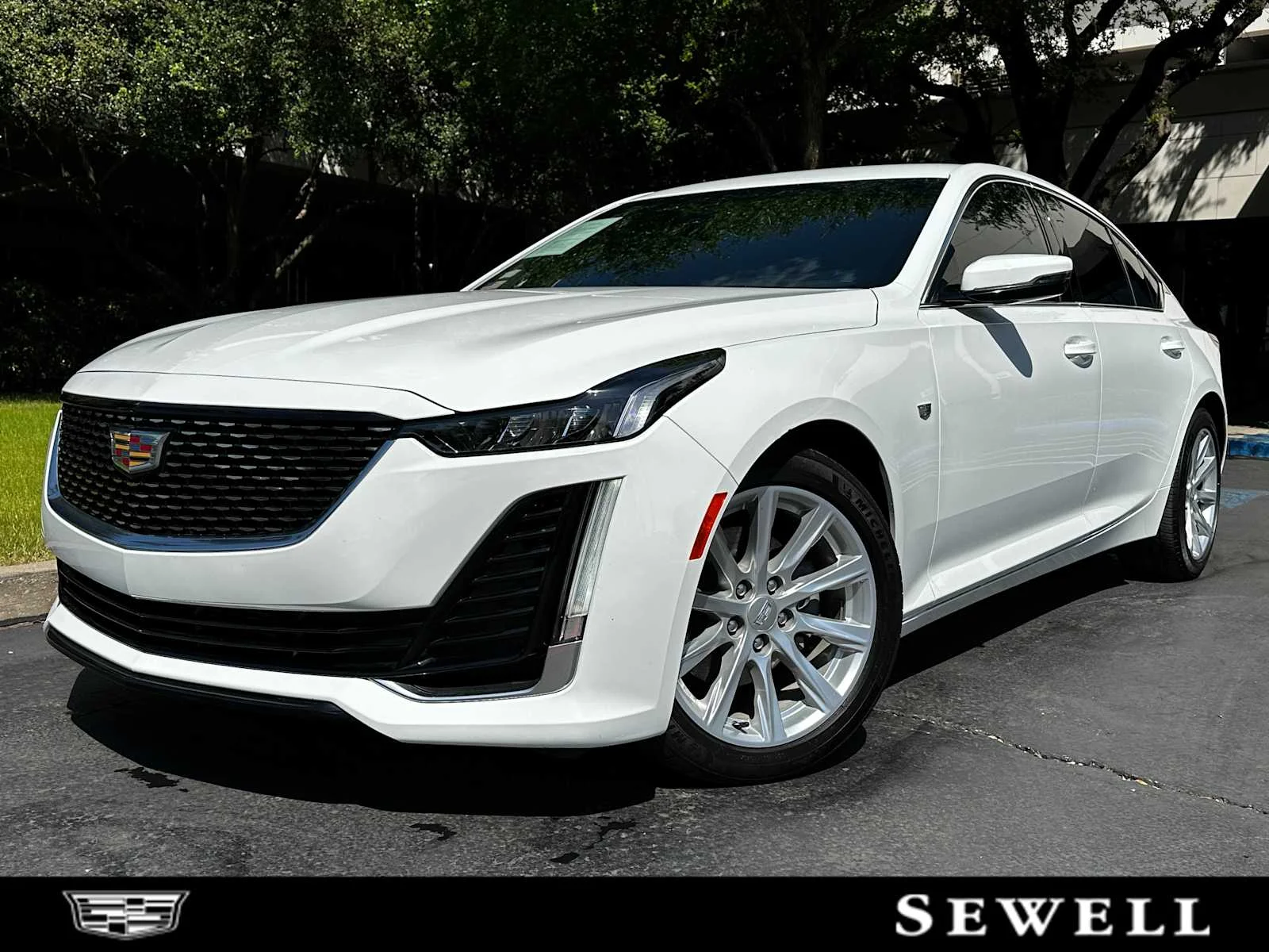 2023 Cadillac CT5 Luxury's photo