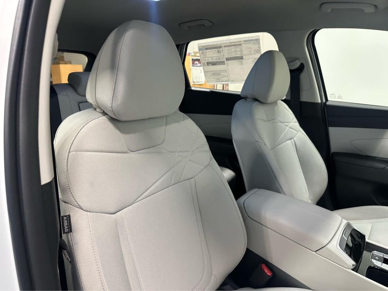 New 2026 Serenity White Pearl Hyundai SE FWD image 25