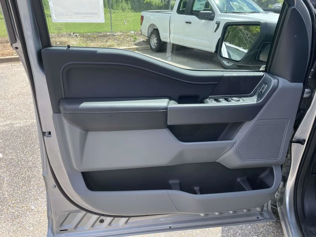 New 2026 Silver Ford XLT image 15