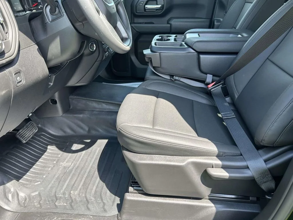 New 2026 Onyx Black GMC Pro image 17