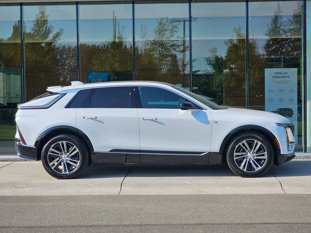 2026 Cadillac LYRIQ Luxury - Photo 6