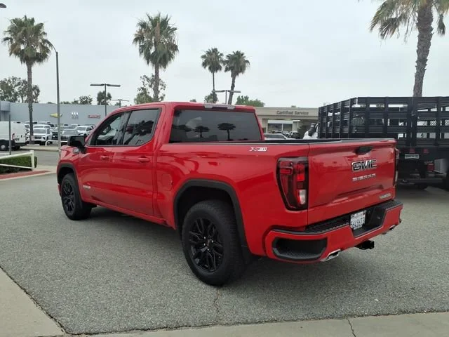 Used 2022 Cardinal Red GMC Elevation image 9