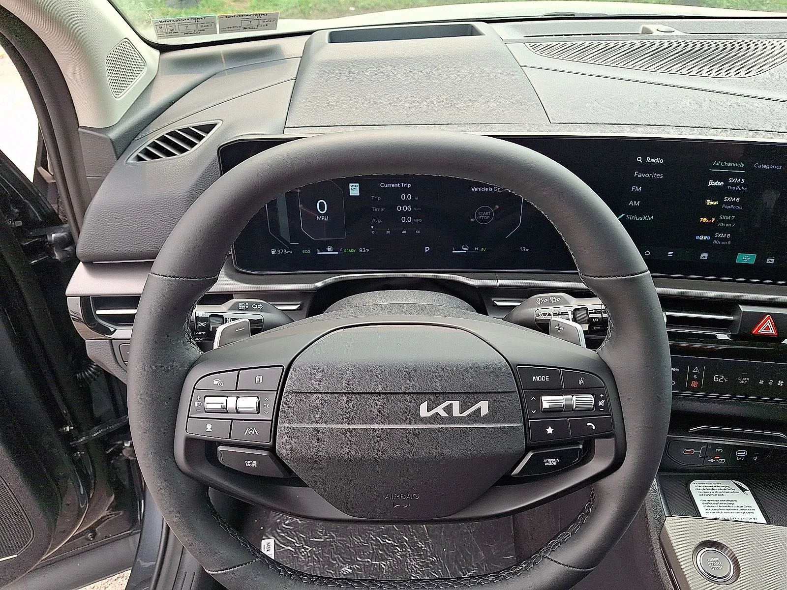 New 2027 Gray Kia SX-Prestige image 18