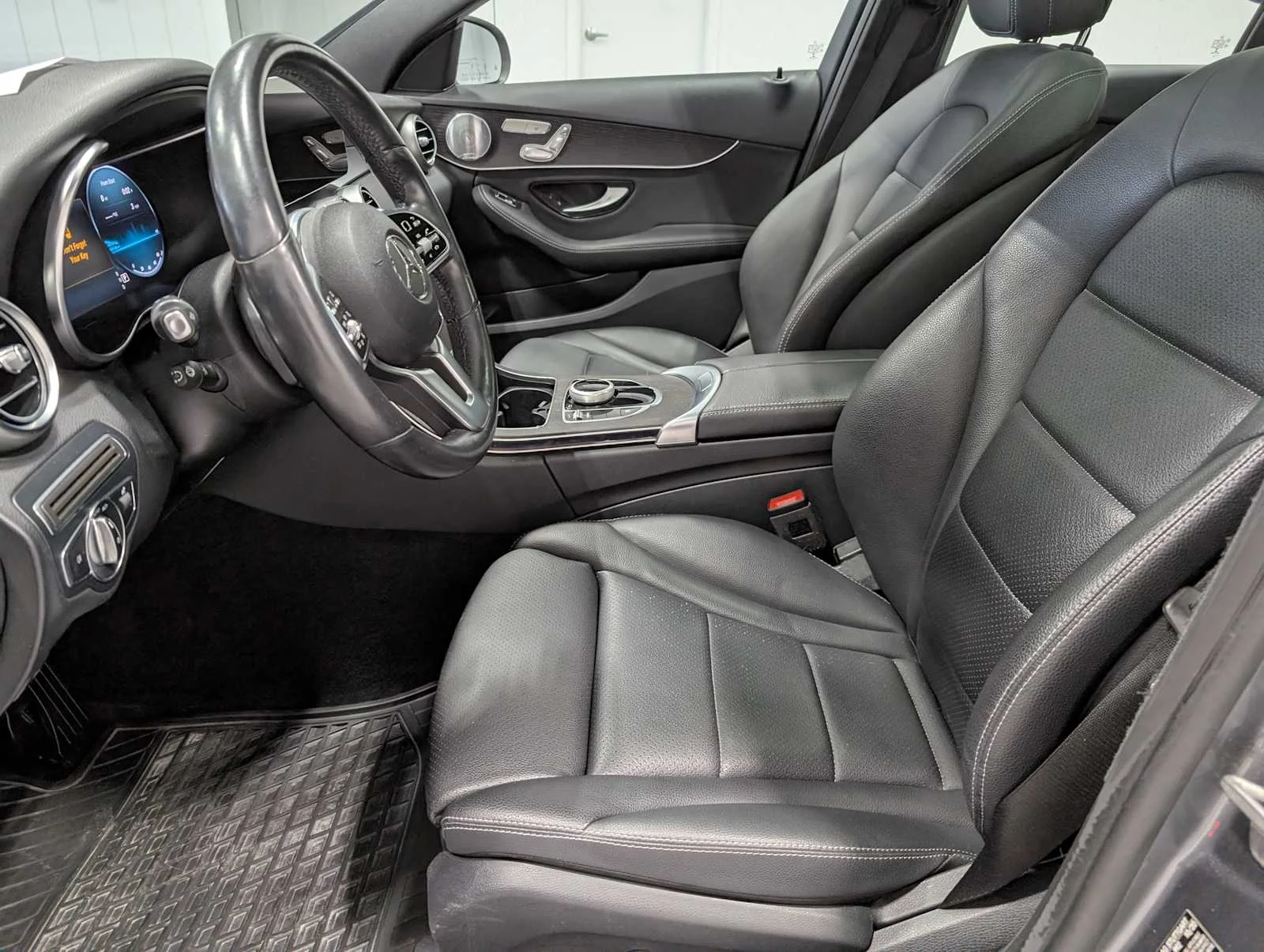 Used 2021 Selenite Grey Metallic Mercedes-Benz C 300 image 4