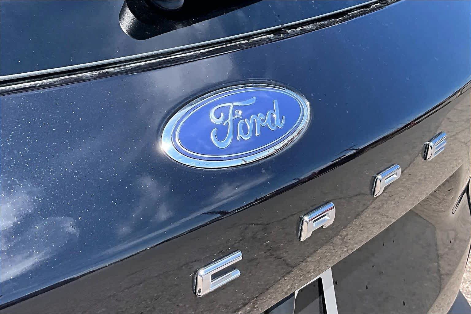 Used 2024 Agate Black Ford Active image 10