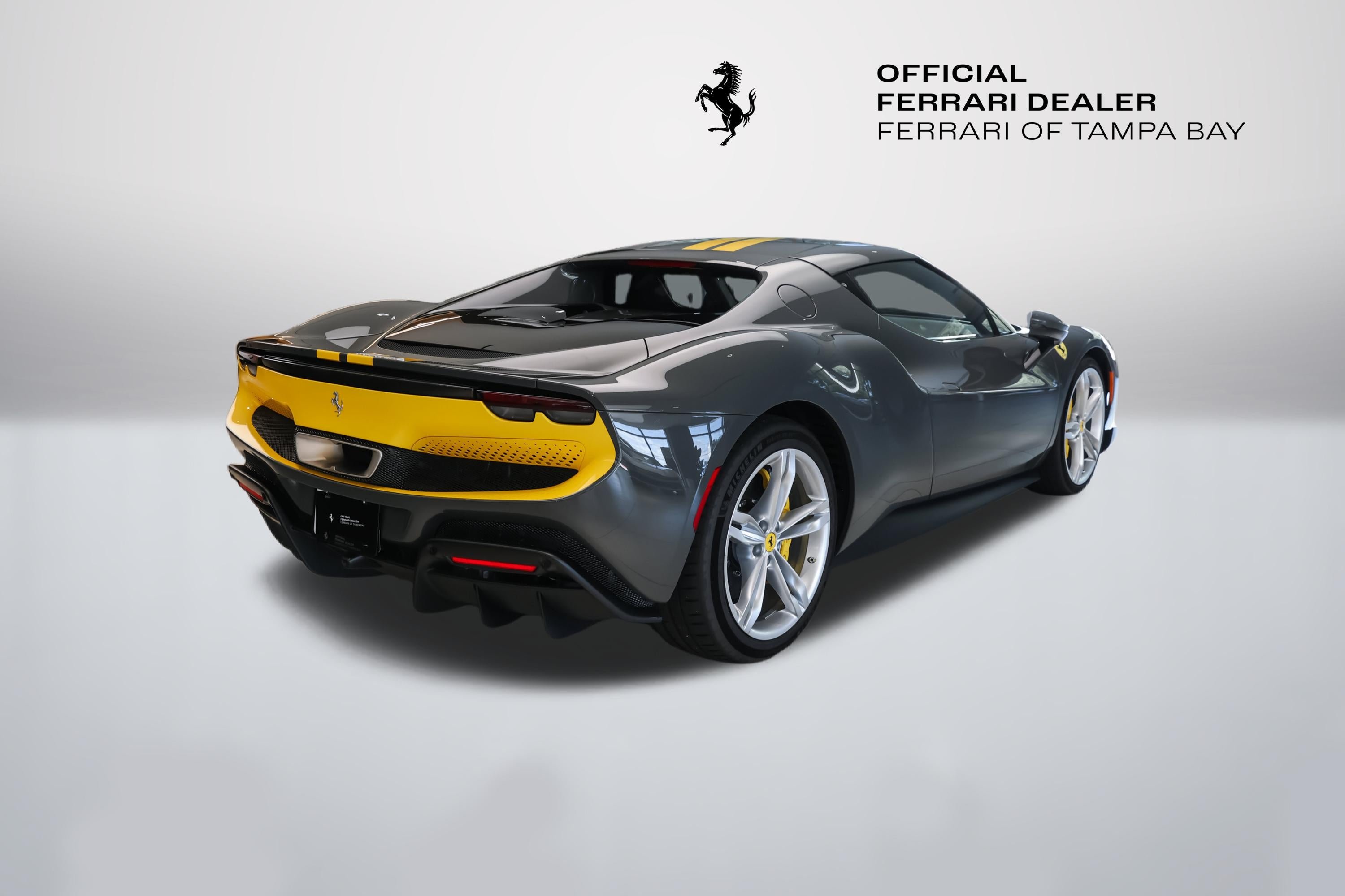 Used 2023 Grigio Scuro Ferrari  image 5