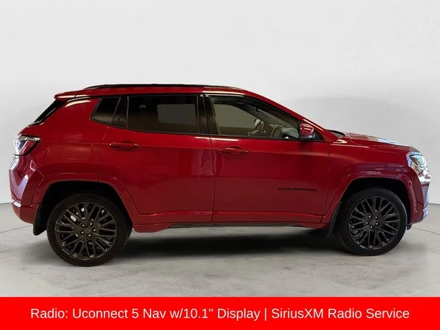 Used 2022 Red Jeep Limited image 7