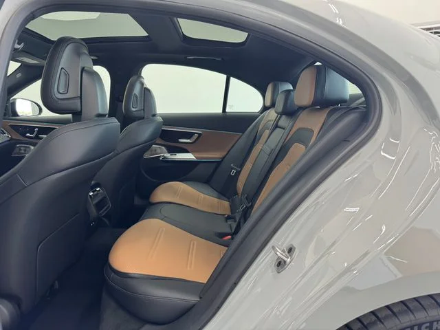 New 2026 MANUFAKTUR Alpine Gray Mercedes-Benz E 53 AMG® image 22