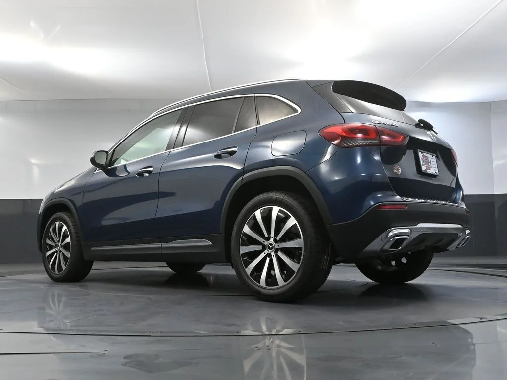 Used 2022 Blue Mercedes-Benz GLA 250 image 42
