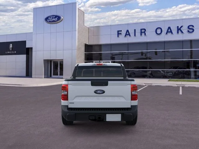 New 2026 Space White Metallic Ford XLT image 5