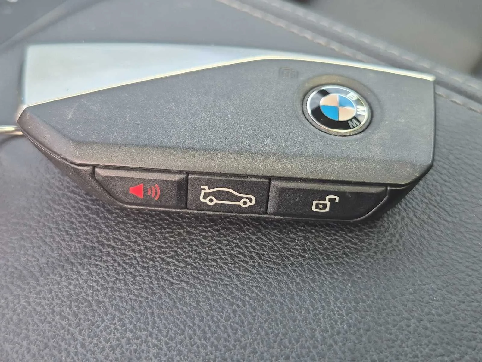 Used 2023 Black Sapphire Metallic BMW xDrive28i image 37