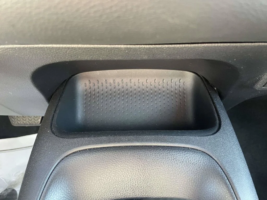 Certified Used 2025 Silver Toyota LE image 27