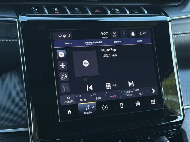 Used 2025 Black Jeep Laredo image 22