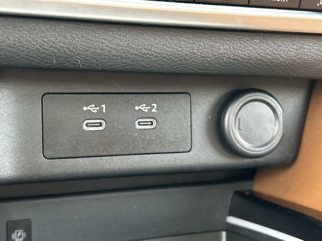 Used 2026 Gray Nissan Platinum image 26