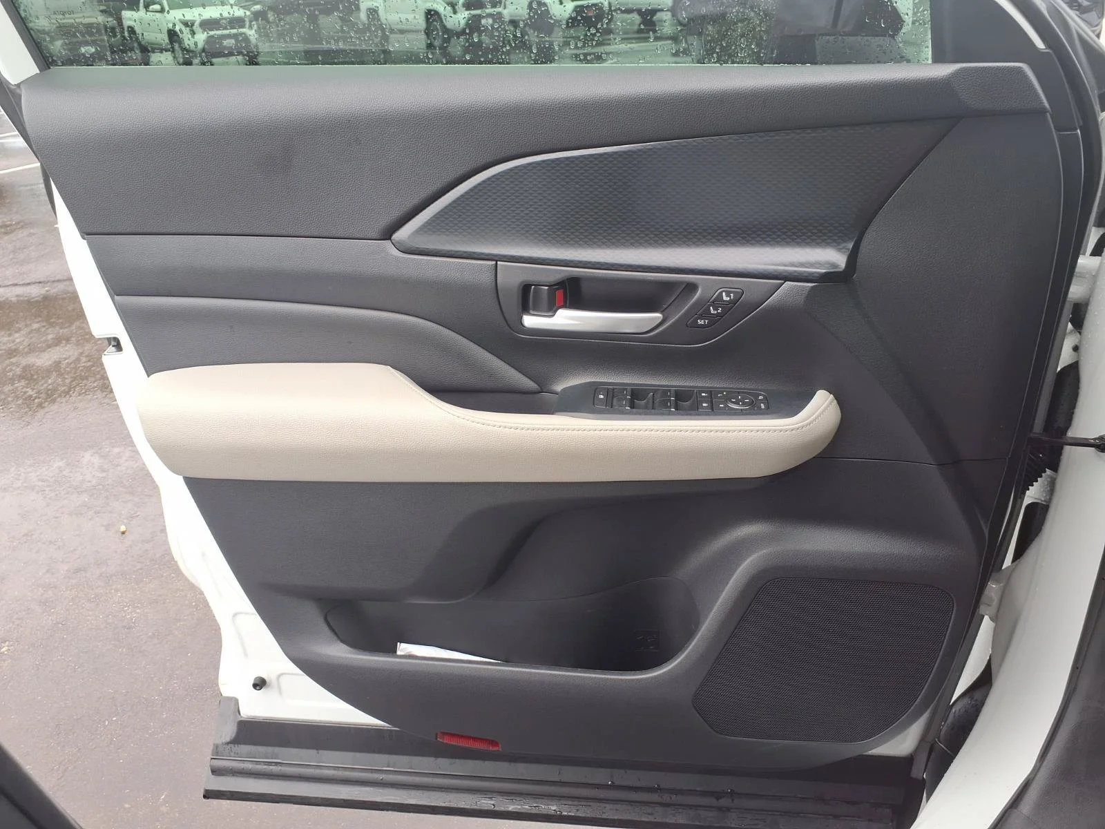 Used 2024 Pearl Toyota Hybrid MAX Limited image 20