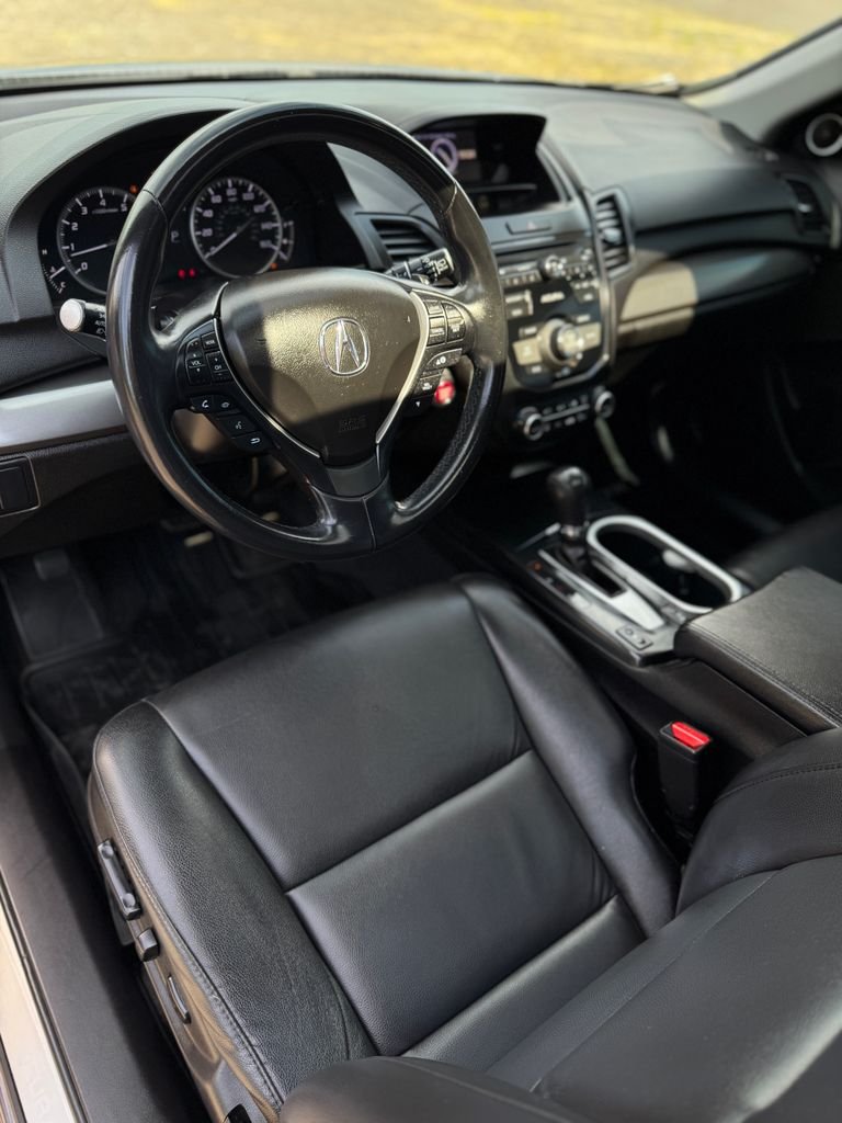 Used 2017 Modern Steel Metallic Acura Base image 30