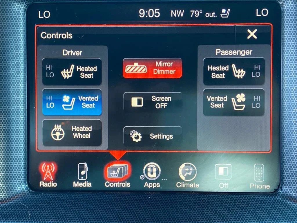 Used 2015 Redline Red Tricoat Pearl Dodge SXT image 14