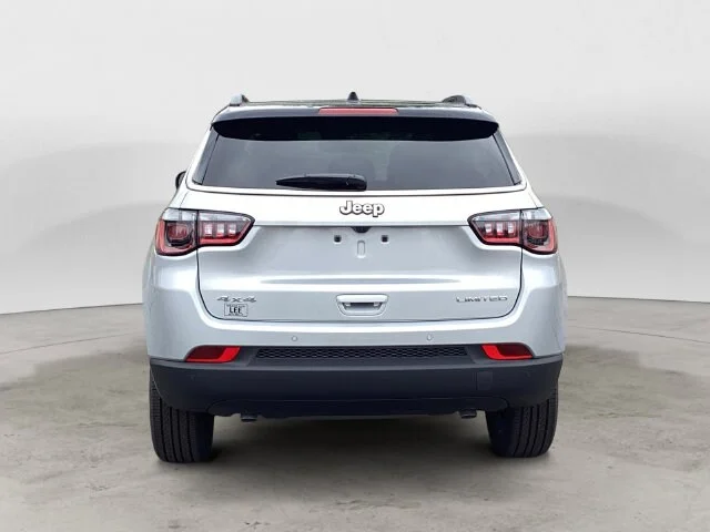 New 2026 Silver Jeep LIMITED 4X4 image 5