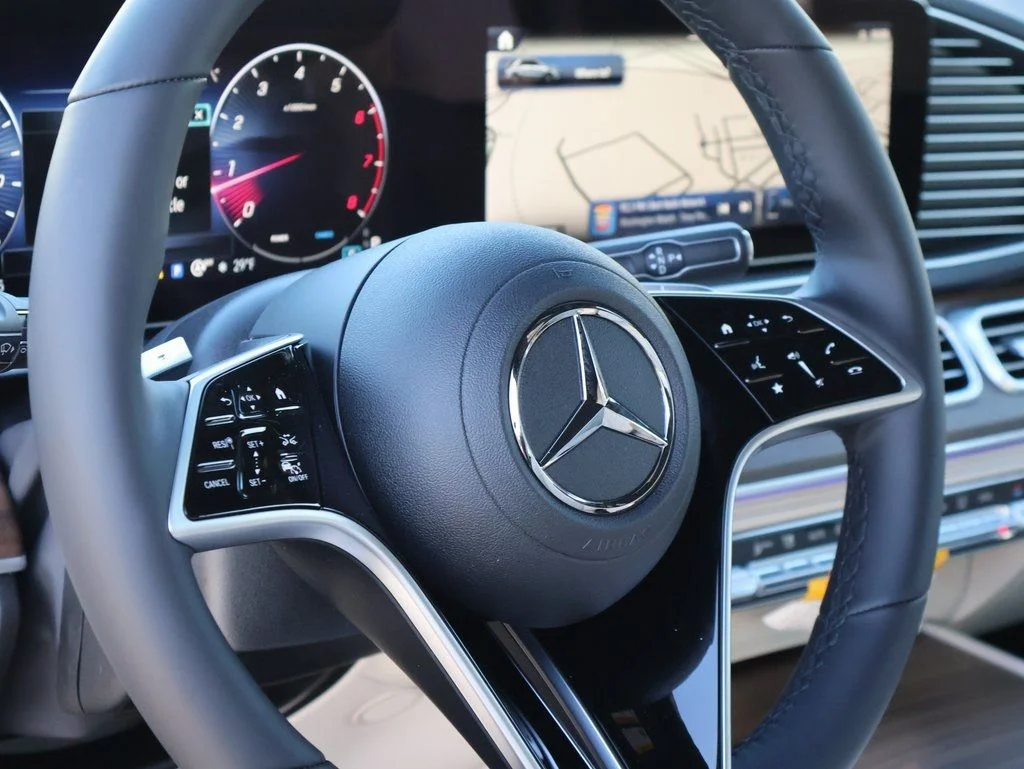 New 2026 Obsidian Black Metallic Mercedes-Benz GLE 350 image 20