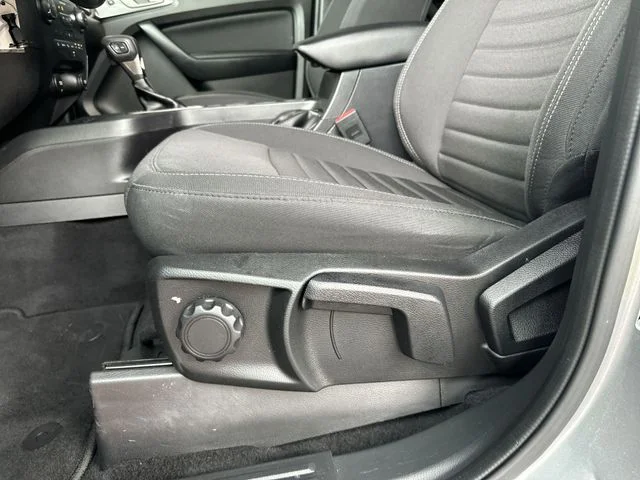 Used 2023 Silver Ford XLT image 13