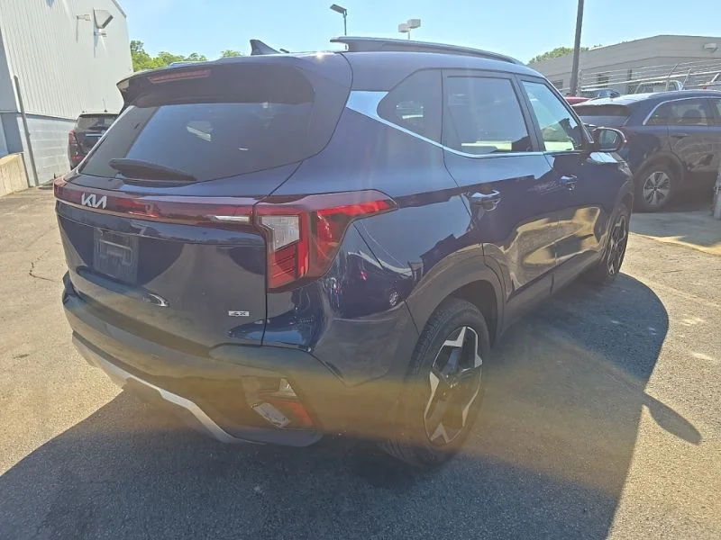 Used 2024 Blue Kia EX image 8
