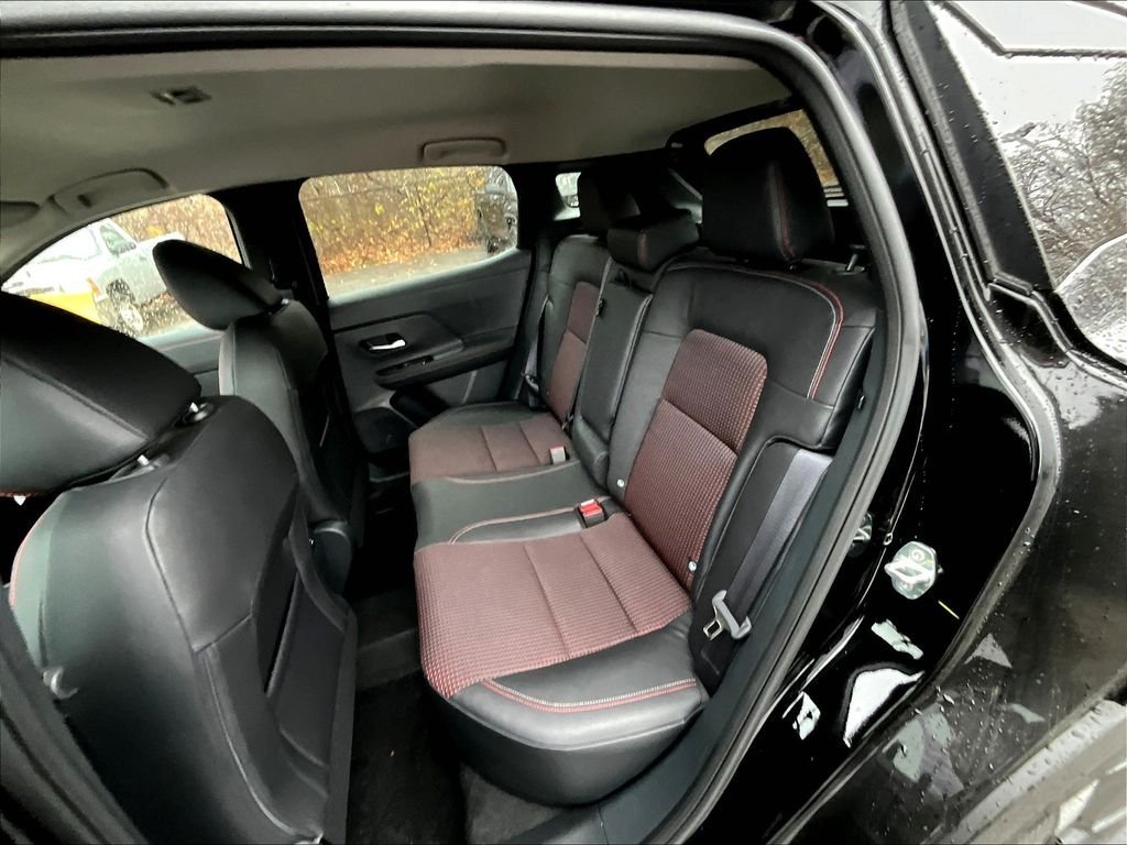 Used 2025 Black Nissan SR image 14