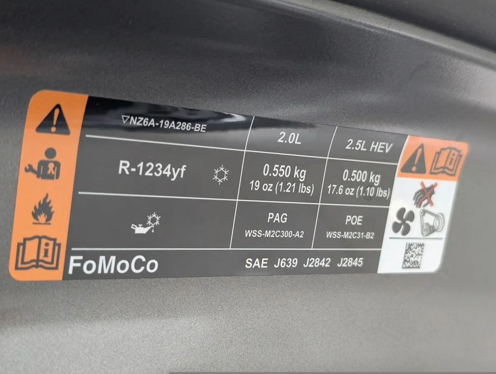New 2026 Carbonized Gray Metallic Ford XLT image 27