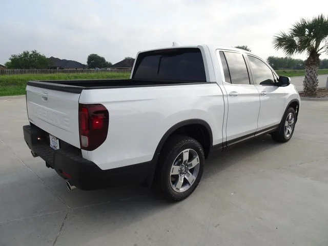 New 2026 Platinum White Pearl Honda RTL image 4