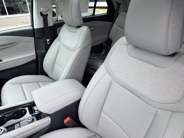New 2026 Carbonized Gray Metallic Ford Active image 36