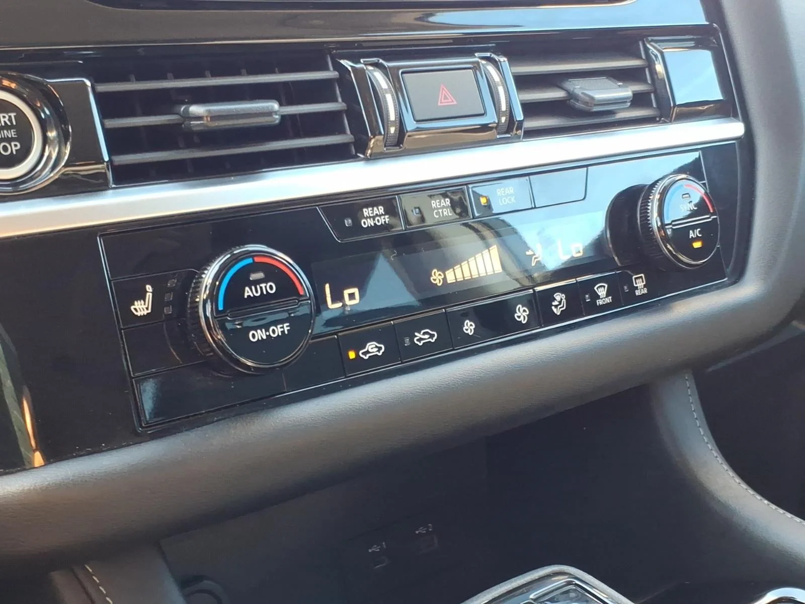 Used 2024 Super Black Nissan SV image 27